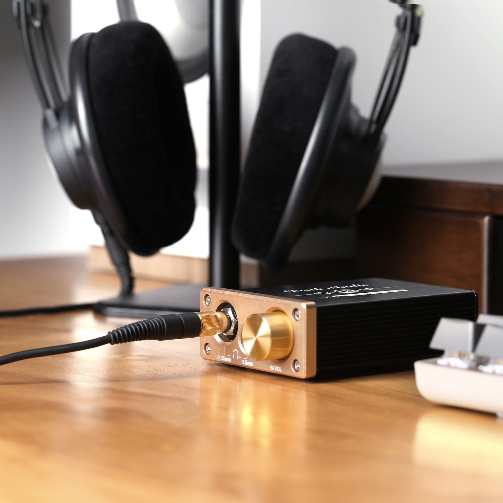 Douk Audio U3 PRO HiFi Mini Headphone Amplifier Class A Desktop Amp for Headsets DC5V